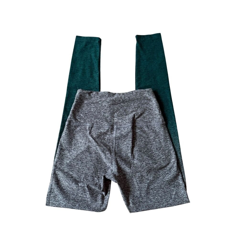 Beyond Yoga Green Grey Leggings Size S EUC Yoga Gym Activewear Pants Lifestyle